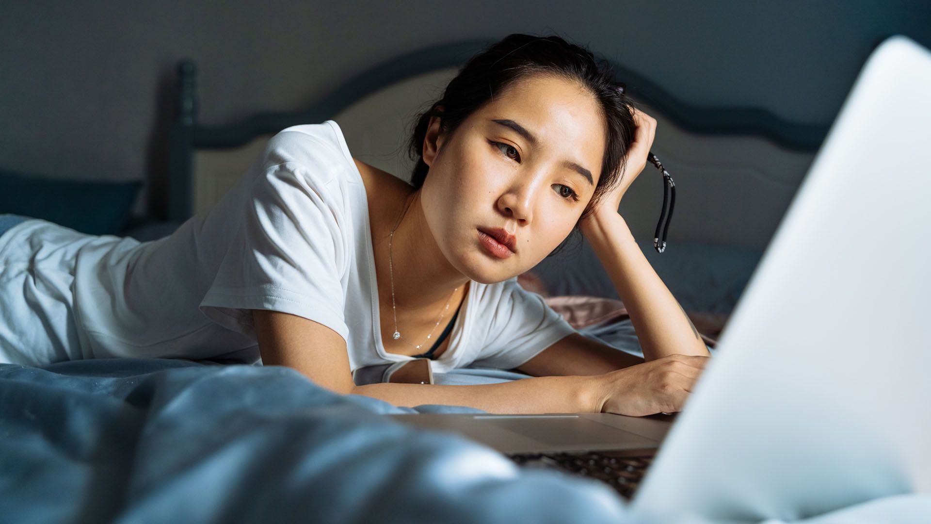 Young girl spending the weekend bed rotting